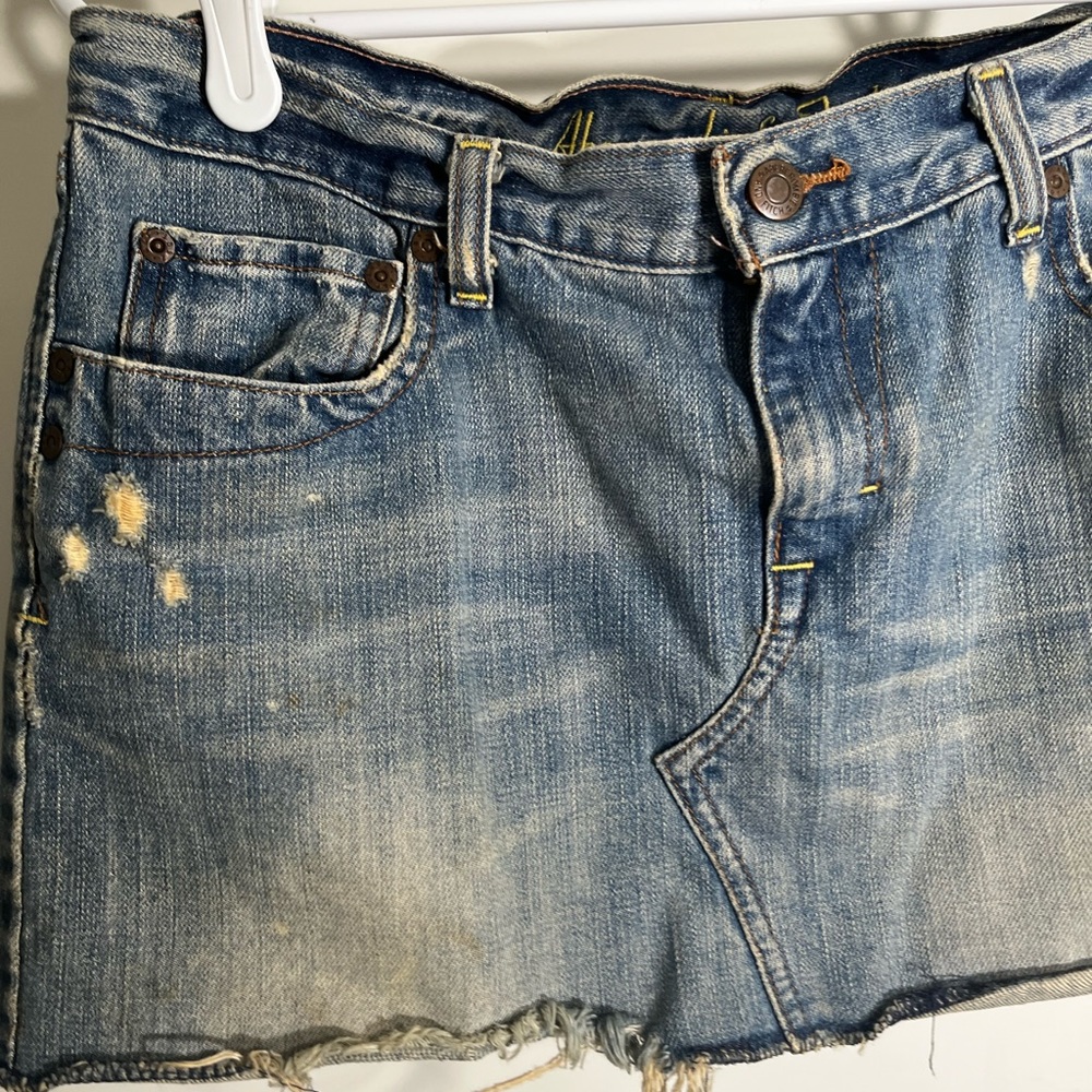 Abercrombie & Fitch‎ Vintage early 2000’s raw hem skirt size 0